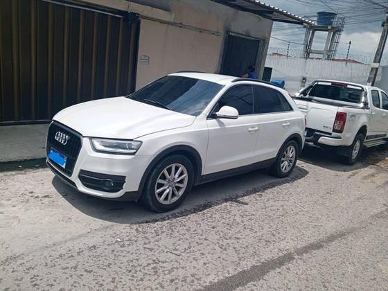 AUDI Q3 2.0 TFSI ATTRACTION QUATTRO 4P GASOLINA S TRONIC